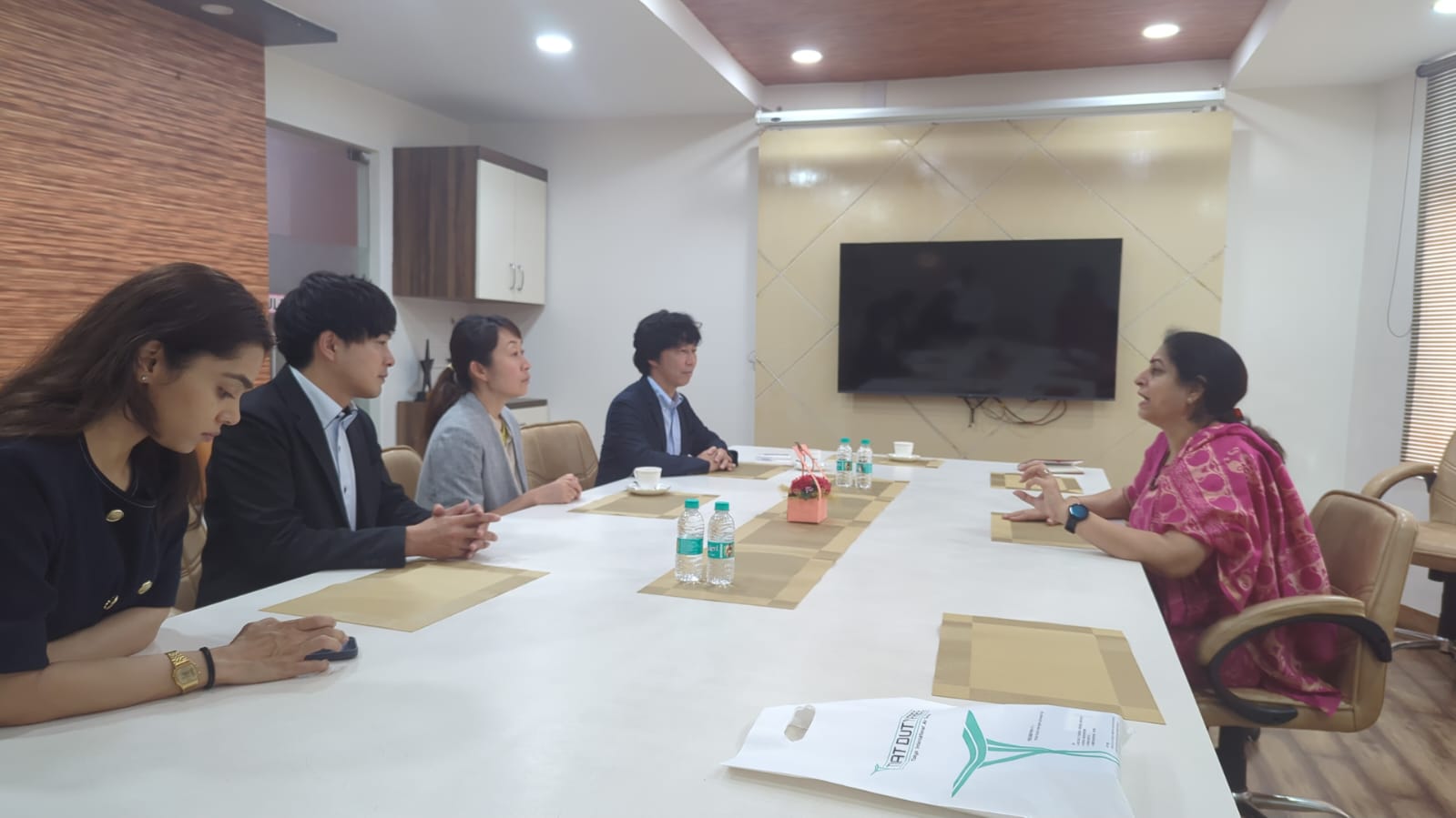 Visit of Japanese Delegates from AiGrow